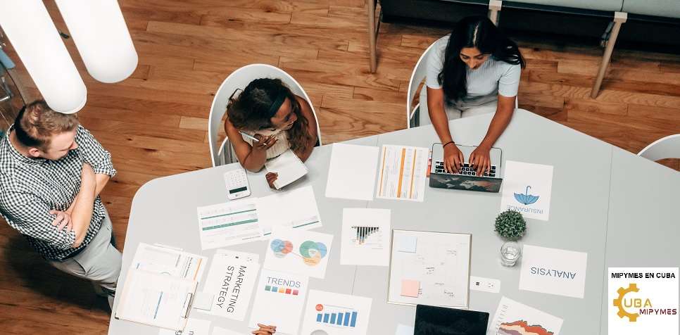 feria comercial negocios emprendedor